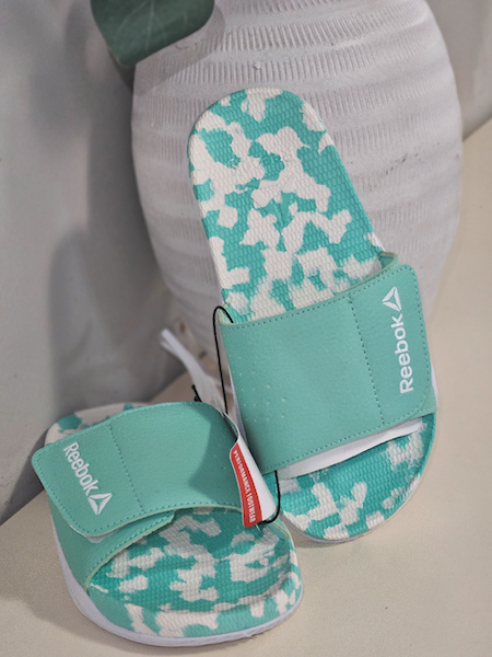 product-1-02 slippers-slide-1
